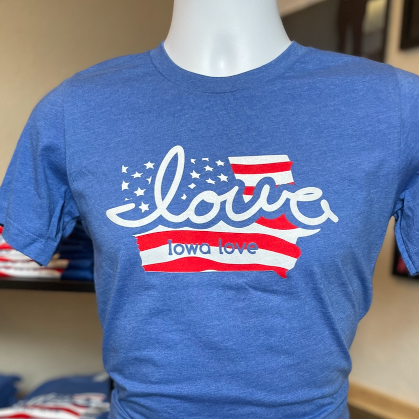 "Iowa love" Patriotic T-Shirt