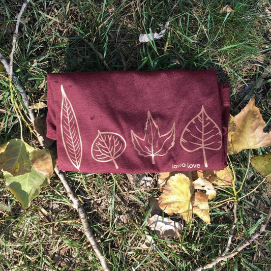 "IOWA Leafs" T-Shirt
